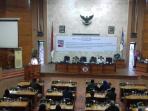rapat-paripurna-kota-bogor-4_20151026_210615.jpg