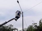ratusan-meter-kabel-lampu-penerangan-jalan-umum-pju-di-jalan-putatnutug.jpg