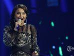 rossa-saat-menjadi-bintang-tamu-pada-pagelaran-musik-yang-bertajuk-mega-konser-dunia.jpg