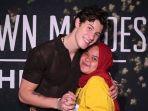 shawn-mendes-dan-gadis-berhijab-asal-indonesia.jpg