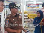sidak-minimarket_20171110_162814.jpg
