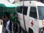 sidowayah-klaten-mengusung-jenazah-korban-kecelakaan-maut-ambulans.jpg