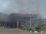 spbu-di-kampung-bojong-indah-terbakar.jpg