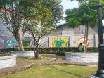 taman-corat-coret-pemilu.jpg