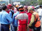 tim-evakuasi-gurandil-bogor-2_20151028_100520.jpg