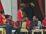 timnas-u-22-dan-jokowi.jpg