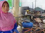 tsunami-anyer-pedagang.jpg