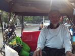 tukang-becak_20151110_103550.jpg