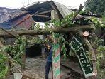 tumbangnya-pohon-akibat-angin-kencang.jpg