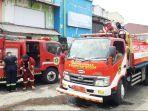 unit-damkar-kabupaten-bogor-usai-melakukan-pemadaman-api-rumah-warga-yang-kebakaran.jpg