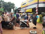 warga-demo_20160831_113612.jpg