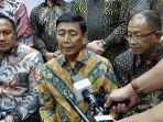 wiranto-pulang.jpg
