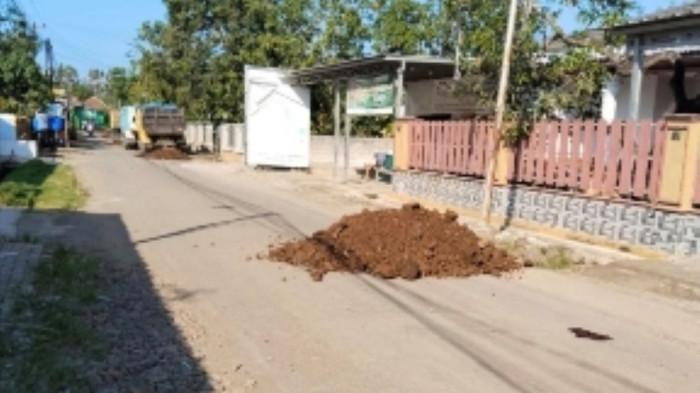 BETONISASI - DPUPR Kabupaten Indramayu melaksanakanD