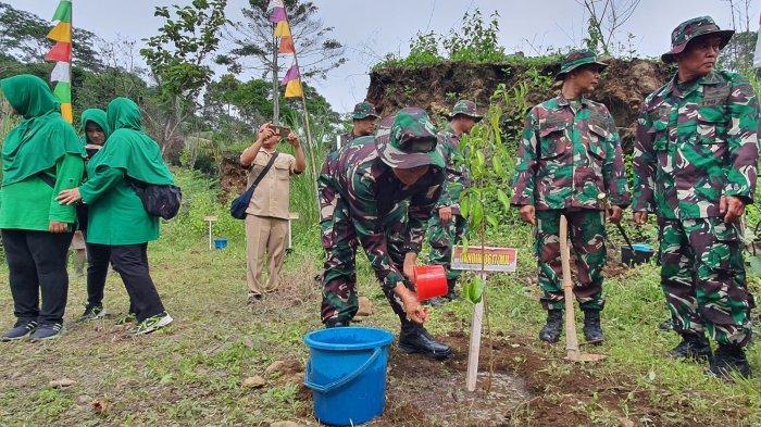 Kodim 0617/Majalengka Tanam 1000 Pohon Beringin di Kawasan Objek Wisata Petilasan Prabu Siliwangi