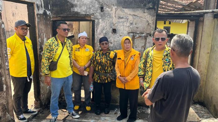 Cara Partai Golkar Rayakan HUT Ke-61 di Kuningan, Sebar Paket Sembako Hingga Bantu Korban Kebakaran