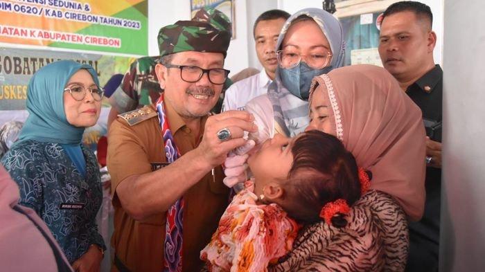 Karya Bakti Kodim 0620/Kabupaten Cirebon, Bupati Imron: Ini Membantu Pembangunan Desa Lebih Maju