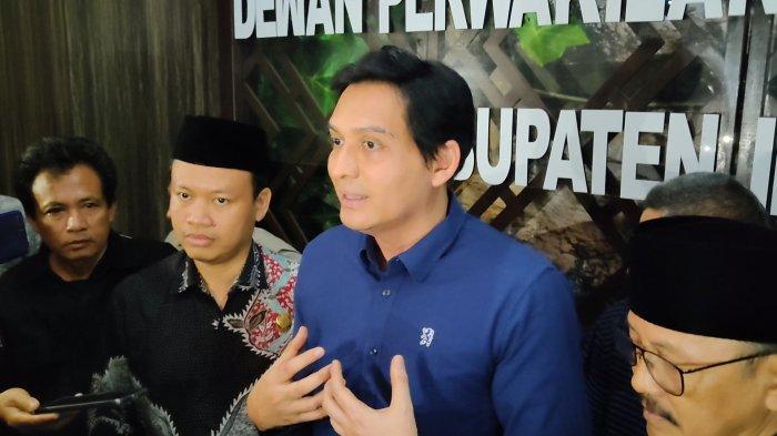 Berita Viral 2023 Bulan Maret, Lucky Hakim Resmi Mundur Jadi Wabup Indramayu, Nina Ditinggal Sendiri