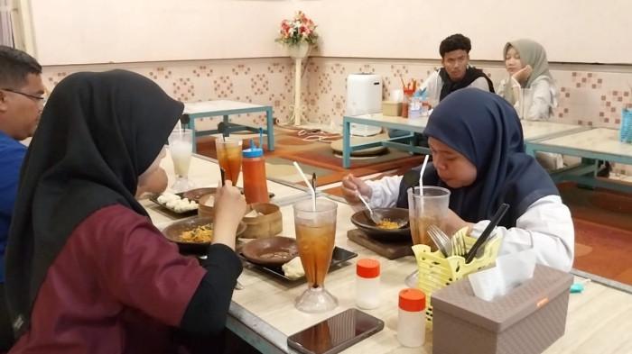 MIE AYAM BAKAR JITU - Mie Ayam Bakar JITU di Jalan Suma, Majalengkavwq