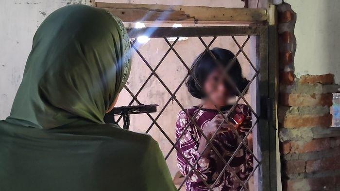 Nasib Safitri, Mantan TKW Indramayu, Belasan Tahun Dikurung di Kamar Rumah Kosong oleh Keluarganya