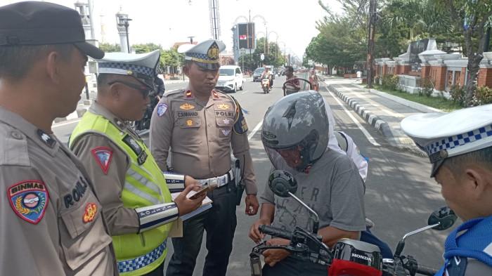 3.901 Pengendara Ditegur Anggota Polres Majalengka Saat Operasi Patuh, 80 Ditilang Melalui ETLE