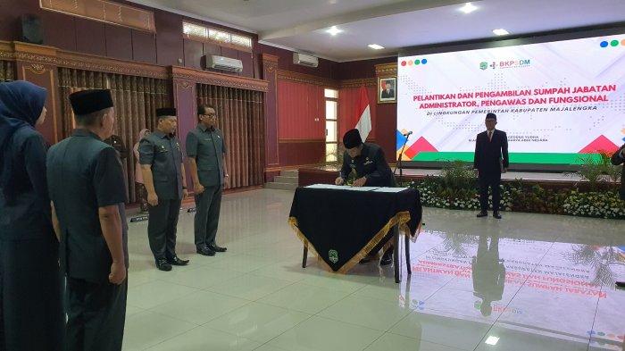 Lantik 52 Pejabat Eselon III dan IV di Kabupaten Majalengka, Dedi Supandi: Selamat Bertugas