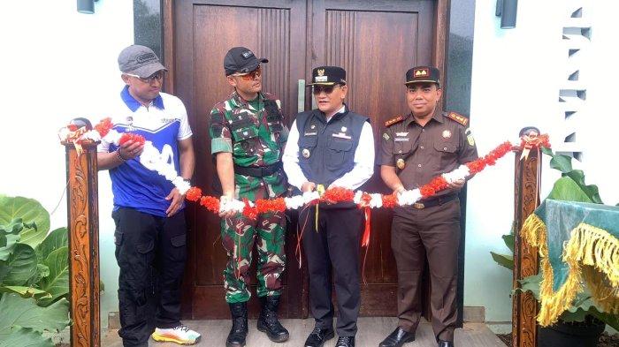 Pj Bupati Majalengka Resmikan Lapangan Tembak MIT Yonif Raider 321/Galuh Taruna