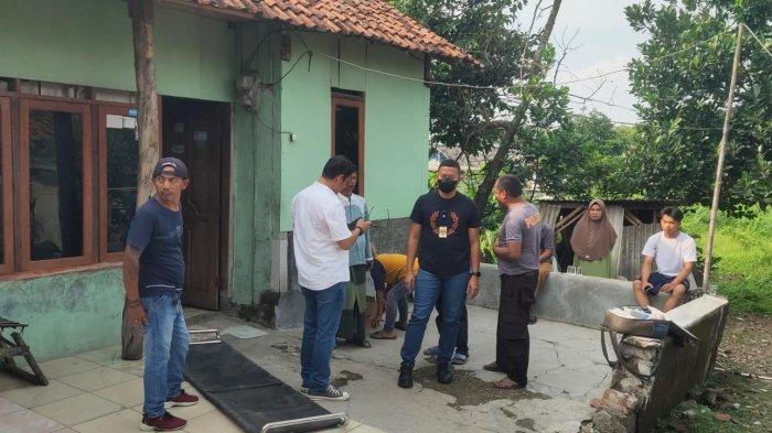 Diduga Alami Gangguan Jiwa, Perempuan di Ciampel Karawang Aniaya Ayah Kandung Hingga Tewas