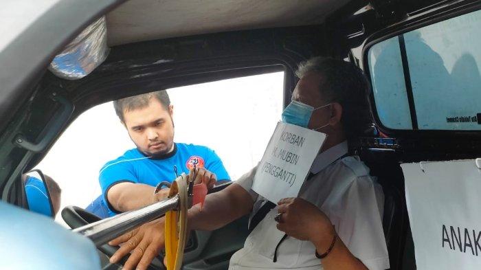 Warga dan Purnawirawan Emosi dan Teriaki Aseng Penusuk Mubin di Lembang Saat Turun dari Mobil