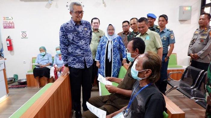 Sekda Akui Jumlah Pasien Operasi Katarak Gratis Lebihi Target, Juga Diikuti Warga Luar Kota Cirebon