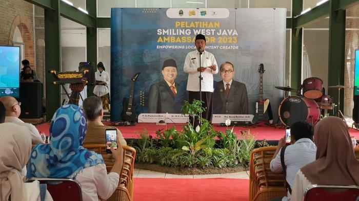 Buka Pelatihan Smiling West Java Ambassador 2023, Wagub Jabar Beri Tugas Ini ke Para Konten Kreator