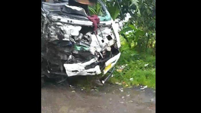 KECELAKAAN Maut Pukul 14.00 di Bumiayu, Bus Rosalia Indah Bertabrakan dengan Truk