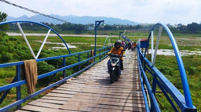 Bisnis Jembatan di Sungai Citarum KBB Terus Bermunculan, Kini Ada Jembatan Jembalas, Omzetnya Jutaan