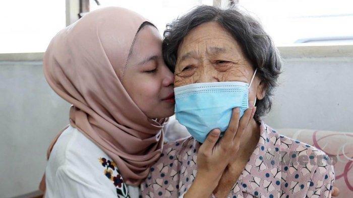 Rohana Ditinggal Ibu Kandung Diurus Guru Wanita Tionghoa, 22 Tahun Dibesarkan Walau Beda Agama