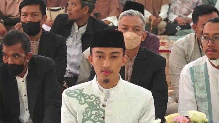 KH Abdullah Gymnastiar Uji Calon Suami Gheriya Rahima di Depan Keluarga Besar Sebelum Akad Nikah
