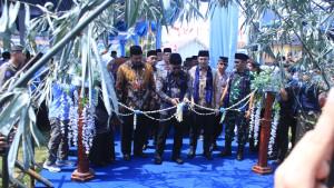 Bupati-Majalengka-Eman-Suherman-didampingi-Wabup-Dena-M-RamdhanSS.jpg