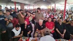 Ganjar-Pranowo-ke-TPI-Karangsong-Indramayu-Sabtu-23122023.jpg