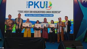 HADIAH-UMRAH-Suasana-haru-sekaligus-bahagia-mewarnaiS.jpg