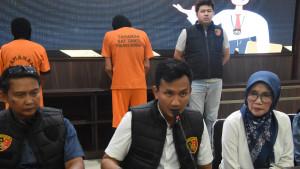 Jajaran-Polres-Bogor-berhasil-mengamankan-dua-orang-pria-lanjut-usia-yang-diduga-mencabuliS.jpg