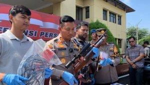 Jajaran-Polres-Cianju-barang-bukti-pembunuhan-siswi-SMK-2842023.jpg