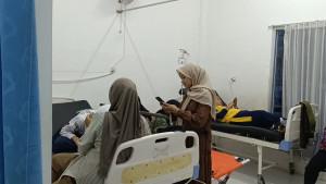KERACUNAN-MBG-Ratusan-pelajar-di-Kecamatan-Kadungoras.jpg