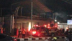 Karaoke-Terbakar-Majalengka.jpg