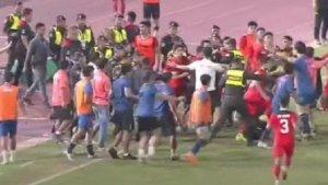 Kerusuhan-Pertandingan-Indonesia-Vs-Thailand-Final-SEA-Games-20232.jpg