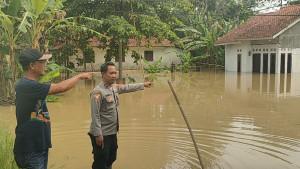 Kondisi-banjir-yang-melanda-Dusun-Sukasari-Desa-SukanegaraS.jpg