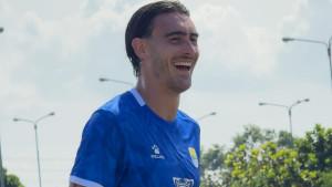 Pemain-anyar-Persib-Bandung-Andrew-Jung-akhirnya-bergabung-dengan-tim-berlatihS.jpg