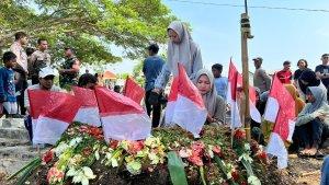 Pemakaman-AN-Wanita-Muda-yang-Tewas-di-lemari.jpg