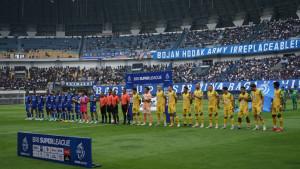 Persib-vs-Persebaya-Pemain.jpg