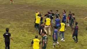 Persigar-Kecewa-Wasit.jpg