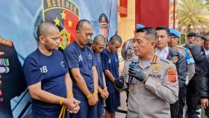 Polresta-Bandung-berhasil-mengungkap-sindikat-pemalsuan-Surat-Tanda-Nomor-KendaraanF.jpg