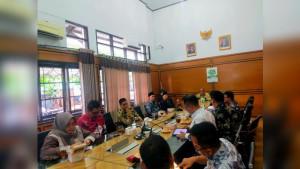 Rapat-Komisi-II-dan-PT-SMU.jpg