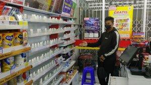 Salah-satu-toko-minimarket-di-Jalan-Raya-Rajagaluhs.jpg